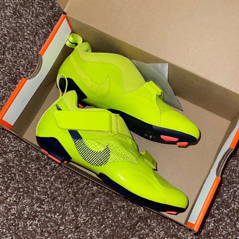 Brand new Nike superrep cycle shoes